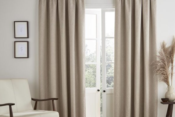 curtains-main
